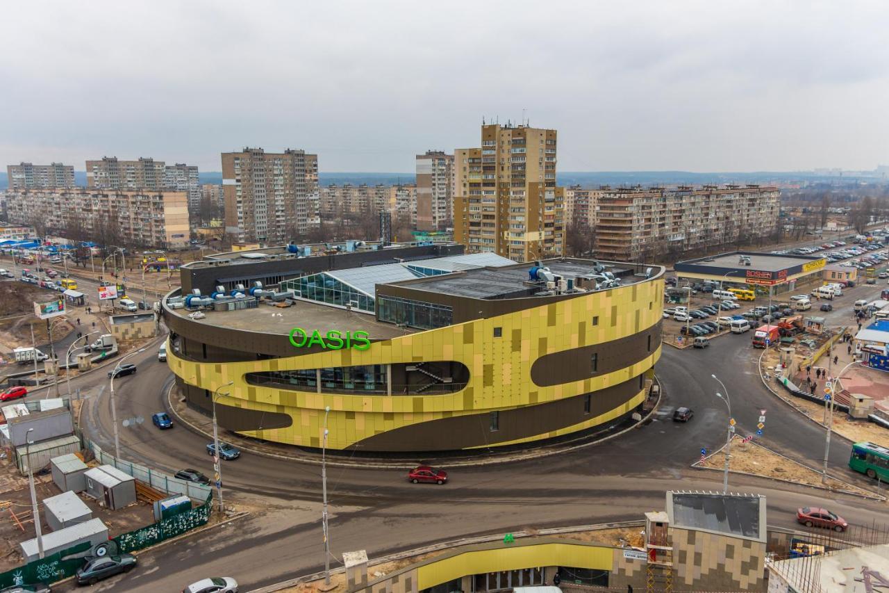 Kvartirkoff Na Obolonskom 40 Kyiv Exterior photo